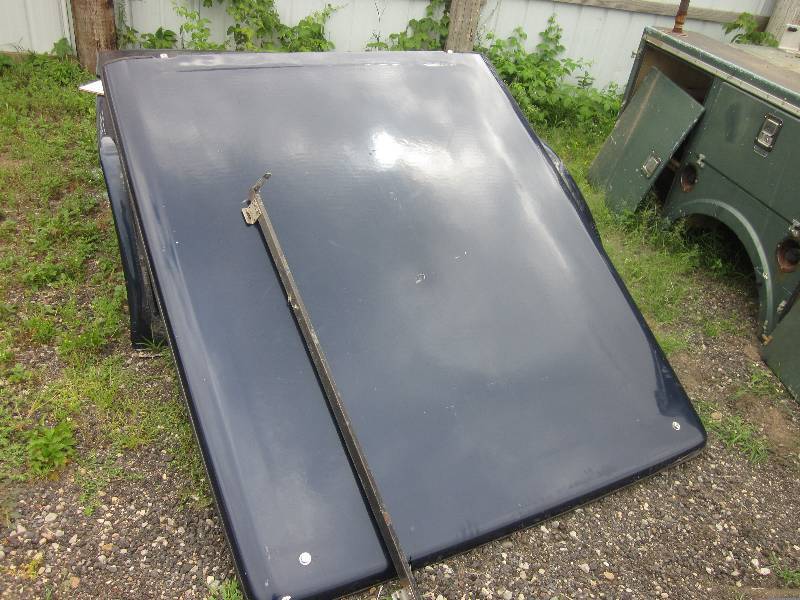 Century 312 Express Tow Body, Truck Flat Beds, Topper, Tool Body, and