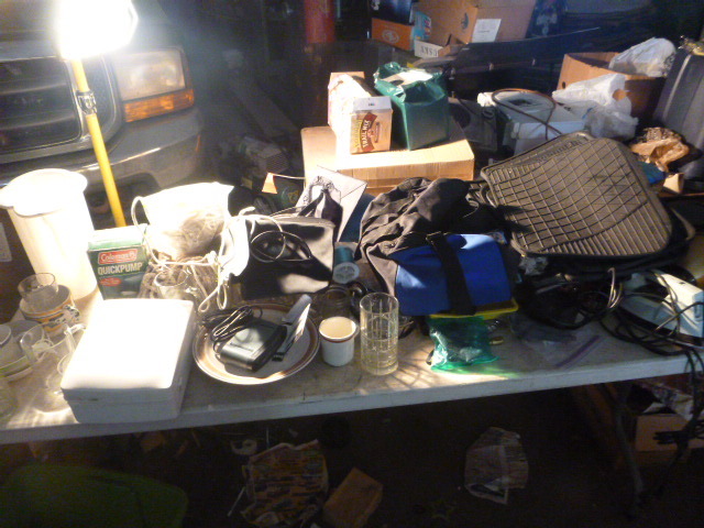 lot 102 image: Lot of Miscellaneous Items