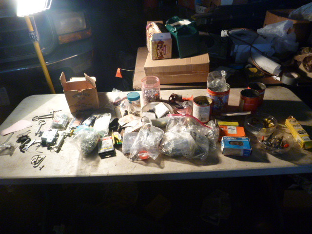 lot 104 image: Miscellaneous Hardware