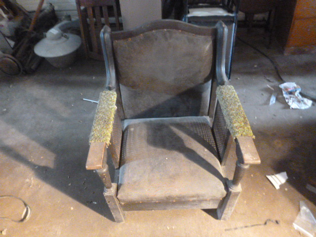 lot 136 image: Vintage Chair