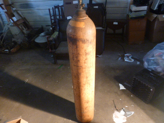 lot 139 image: Tank