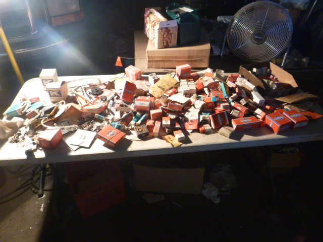 lot 158 image: Miscellaneous Small Engine Parts