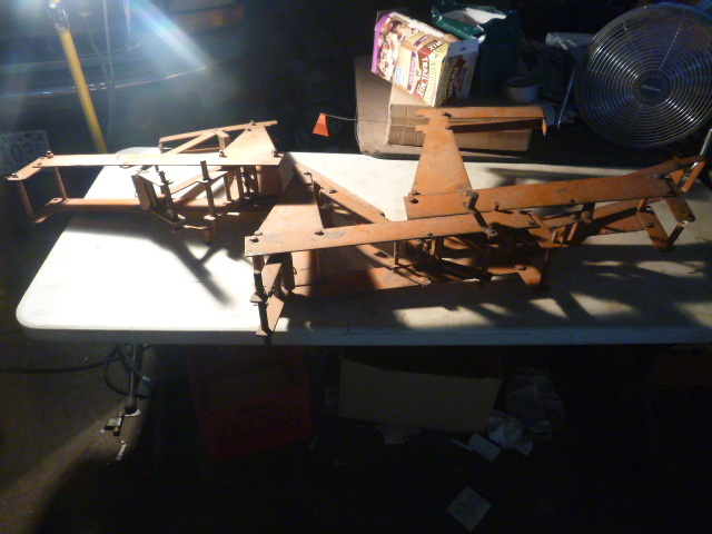 lot 182 image: 3 Pump Jacks
