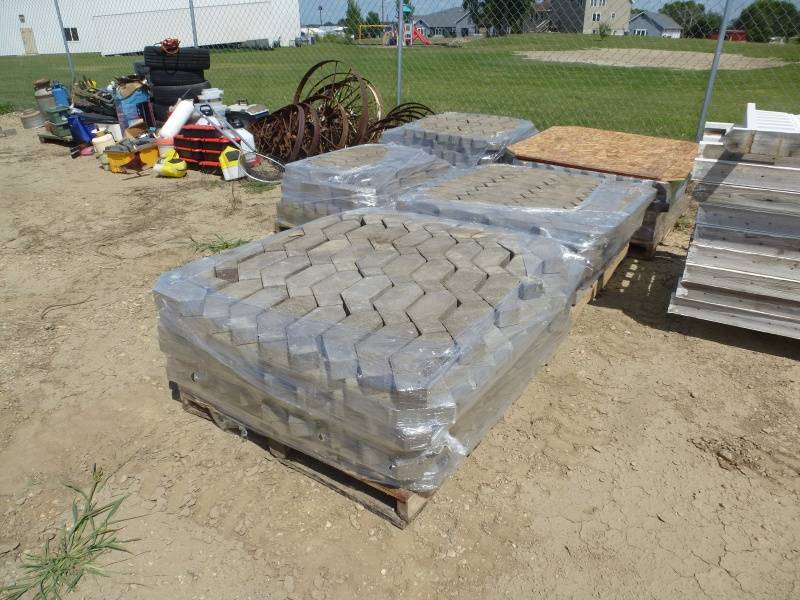 Paver blocks