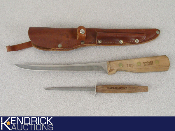 Vintage CHICAGO CUTLERY Knife Sharpener 14 1/2” Wooden Handle