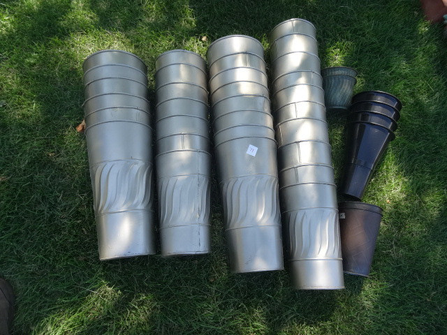 PlasticMetal  Flower Pots