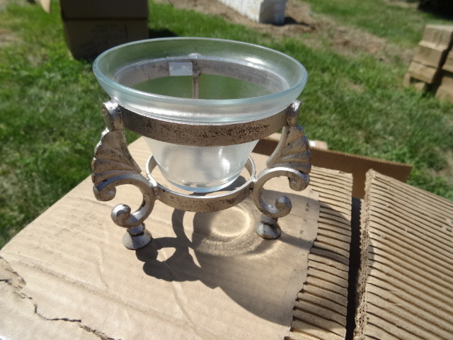 Metal StandTea Light