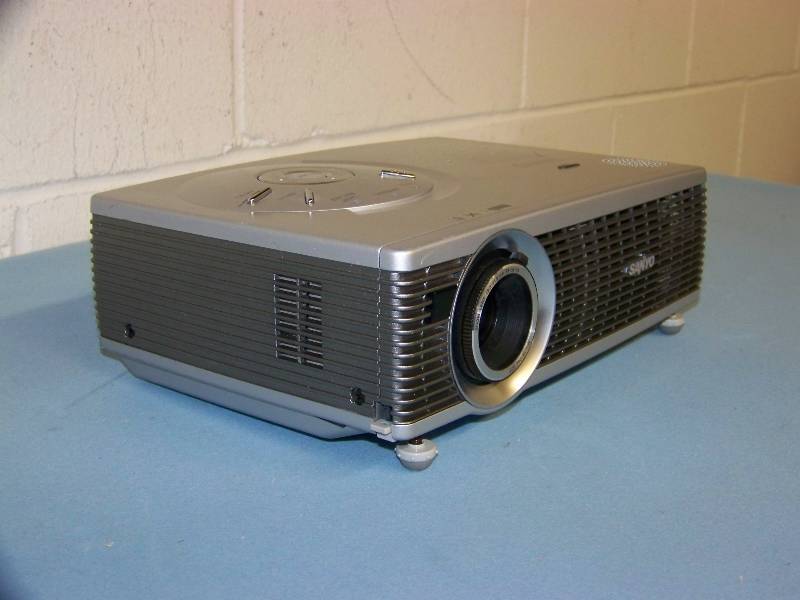 lot 9 image: Sanyo, PLC-SW35, LCD Projector
