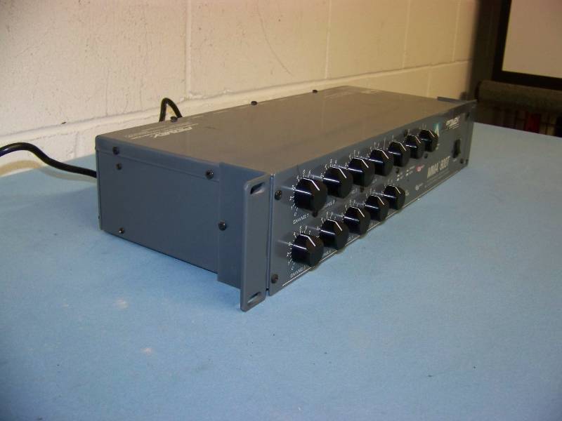 lot 13 image: Peavey, 8-Channel Modular, Mixer  Pre-Amplifier  Amp