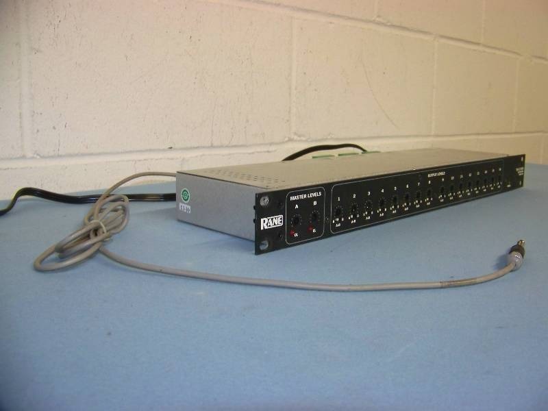 lot 16 image: Rane, Distribution Amplifier  Amp