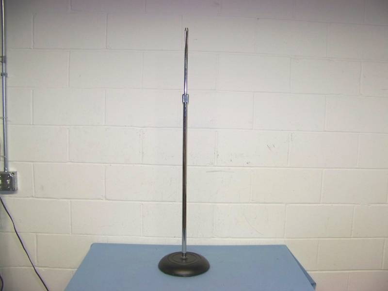 lot 29 image: Atlas Soundolier, Telescoping Microphone  Mic Stand