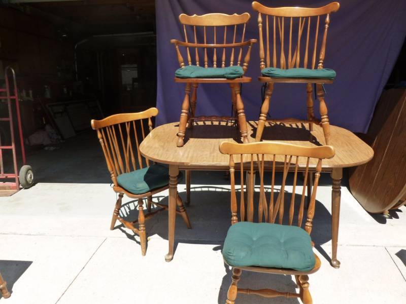 Five Piece Wooden Dining Room Set That Includes A Table That Measures 42 W X 59 5 L X 30 5 H Three Solid Maple Windsor Back Chairs And One Solid Maple Five Piece Wooden Dining Room Set That Includes A Table That Measures 42 W X 59 5 L X 30 5 H Three Solid Maple Windsor Back Chairs And One Solid Maple