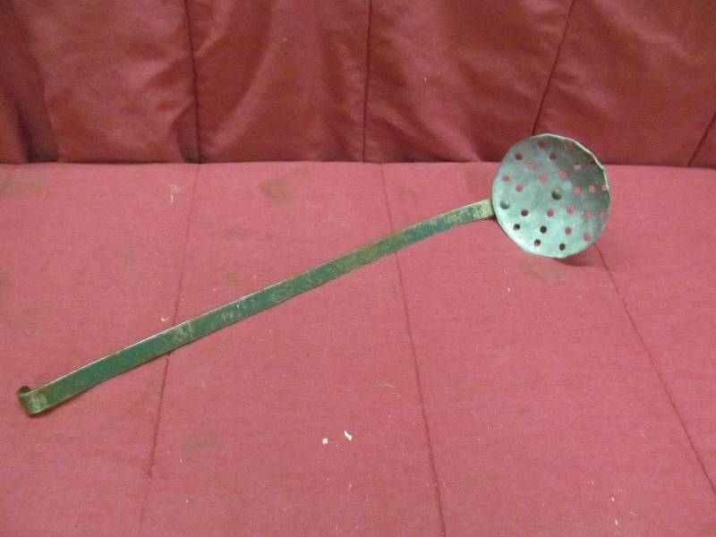 Ice fishing dipper