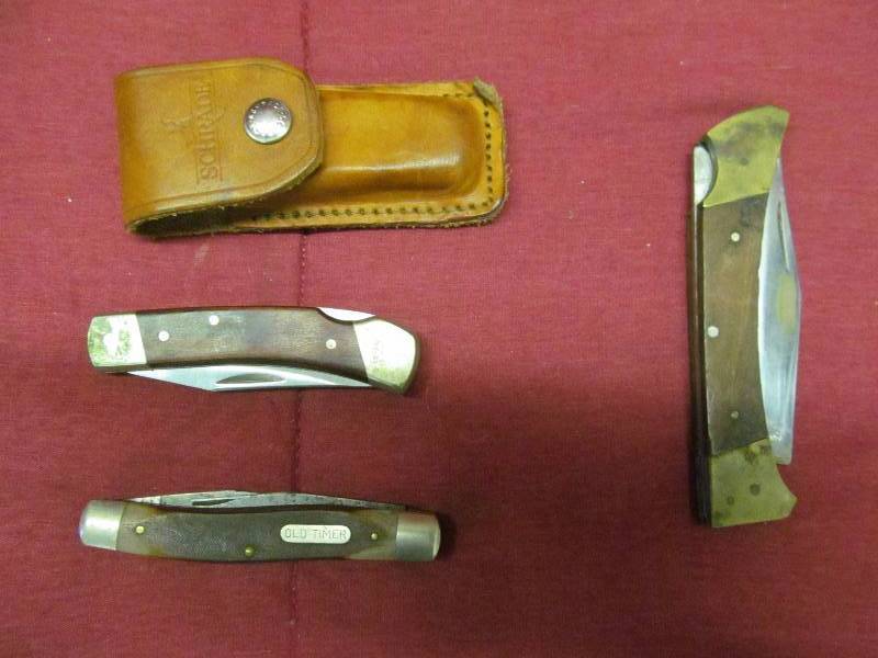 pocket knives