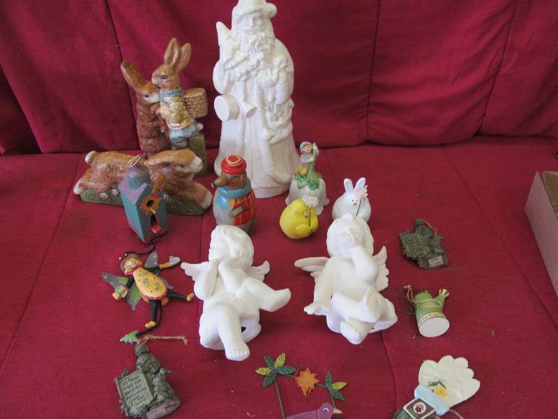 figurines