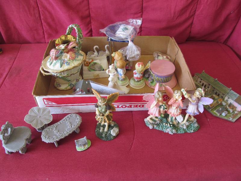 figurines