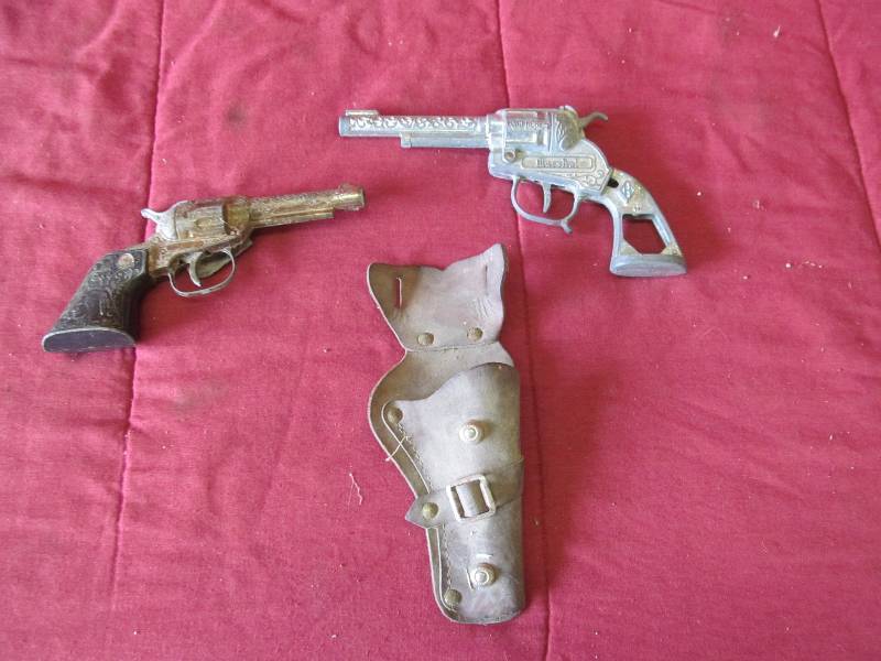 cap guns
