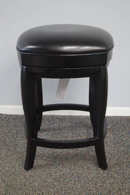 Swivel Bar Stool