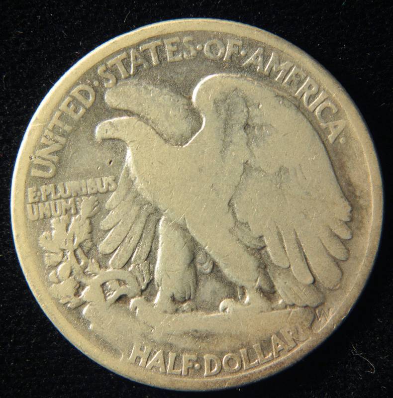 lot 43 image: 1943 WALKING LIBERTY SILVER HALF DOLLAR