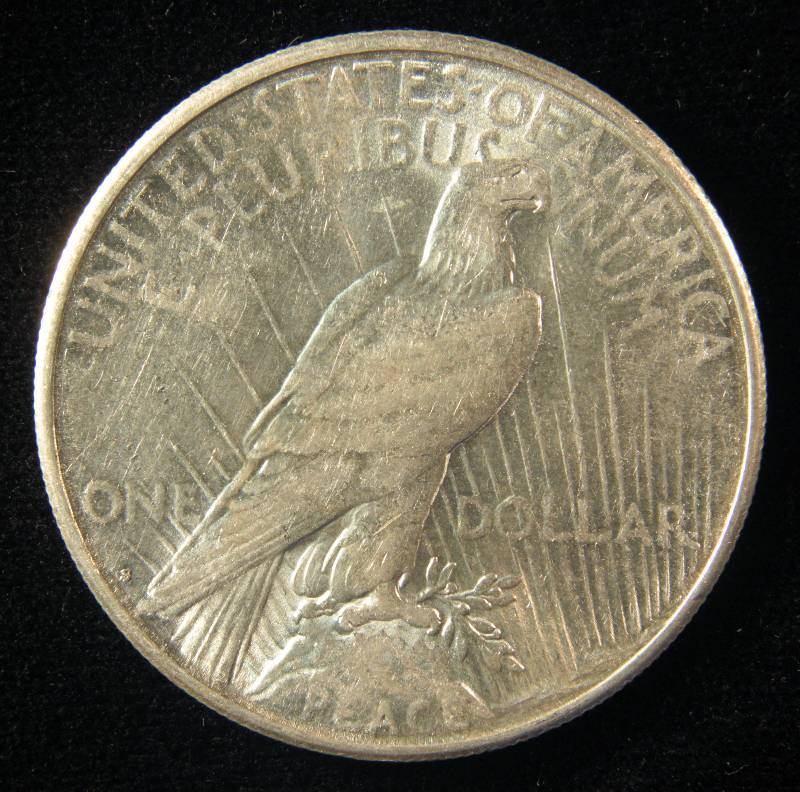 lot 58 image: 1922 S PEACE SILVER DOLLAR VF