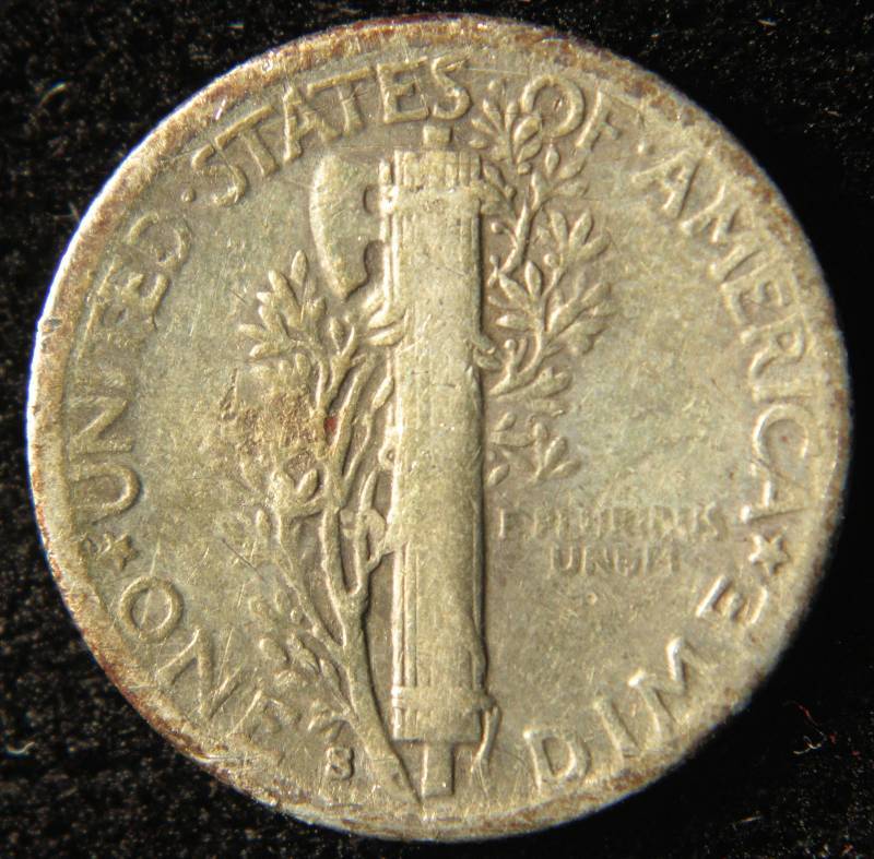 lot 75 image: 1943 S MERCURY SILVER DIME