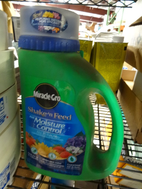 New bottle of miracle-gro brand sha...