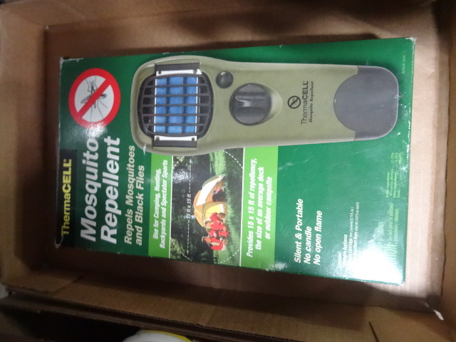 Appears new in box ThermaCELL brand...