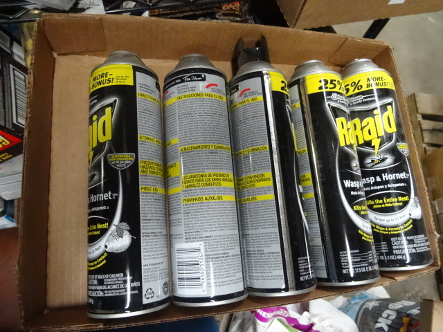 New quantity 5 cans of raid wasp an...