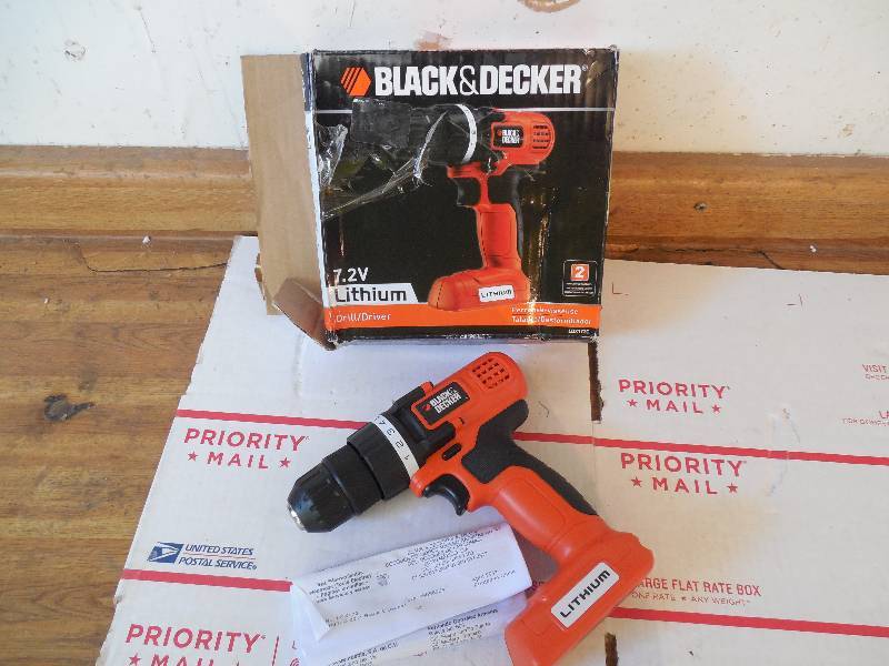 lot 20 image: 7.2V Lithium DrillDriver