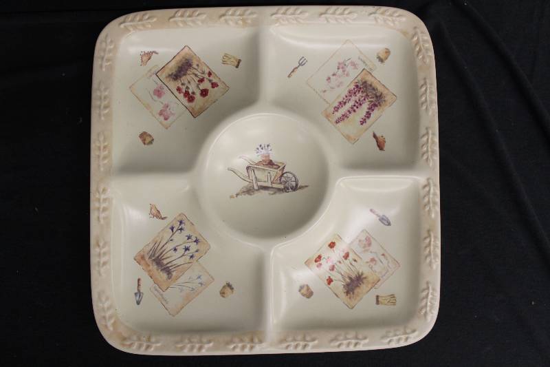 lot 5 image: Serving Dish