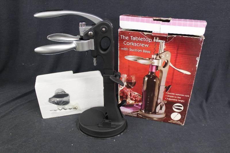 lot 7 image: Tabletop Corkscrew