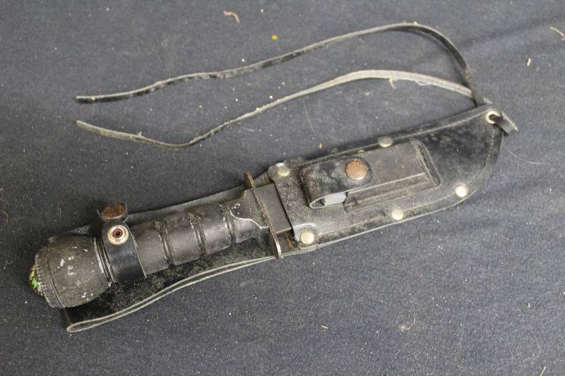 lot 43 image: Survival Knife Blade
