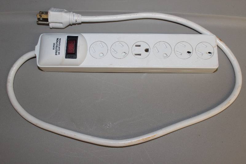 lot 64 image: Surge Protector