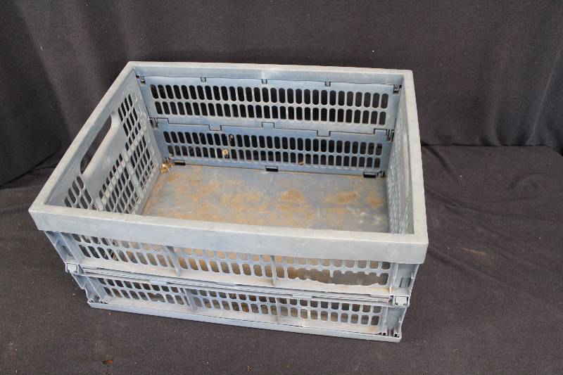 lot 95 image: Collapsable Crate