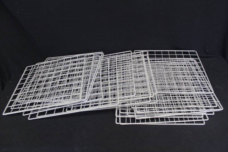 lot 107 image: Shelving