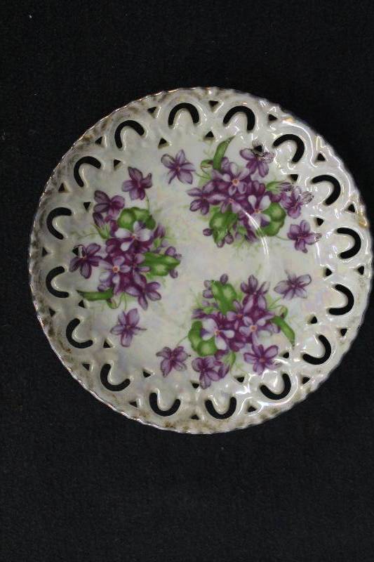 lot 155 image: China Plate