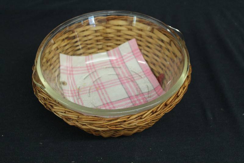 lot 156 image: Glass Bowl and Wicker Holder