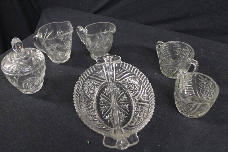 lot 186 image: Crystal Dishes