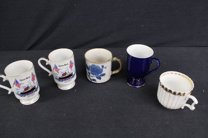lot 187 image: Coffee Mugs