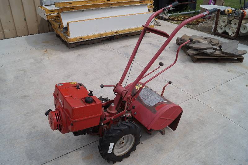 lot 1 image: Tiller