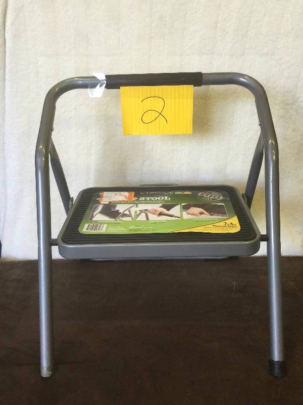 1 Step Stool