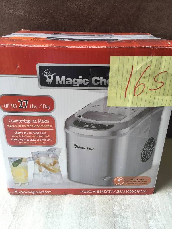 Magic Chef Ice Maker- Small up to 27 lbsDay