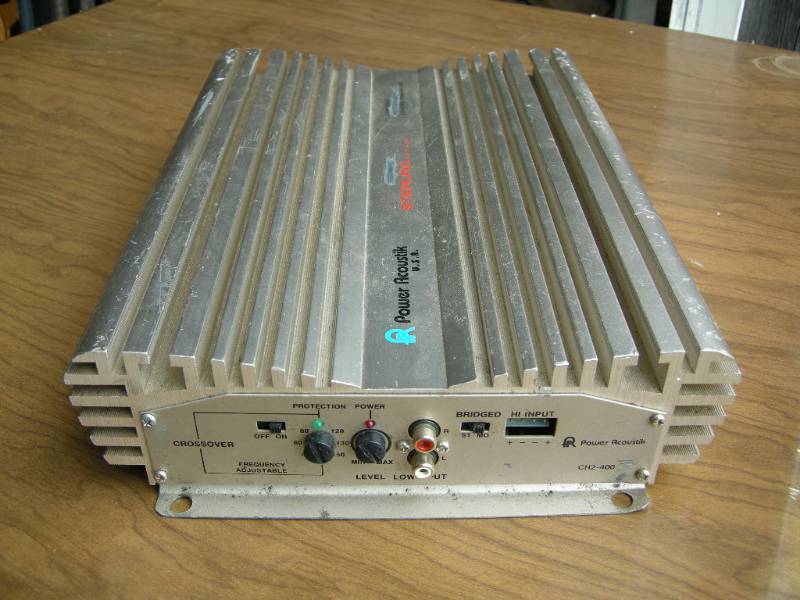 lot 6 image: Power amplifier