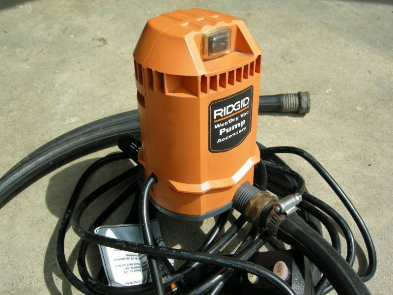 lot 15 image: Ridgid pump