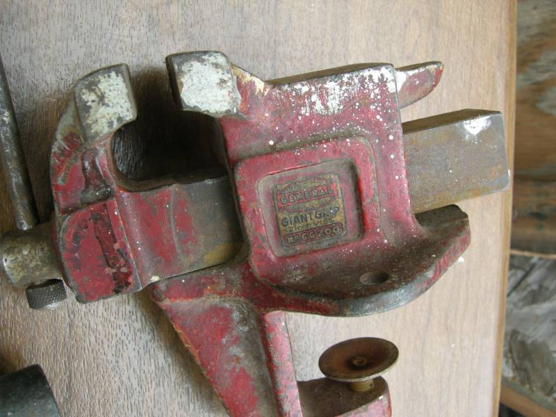 lot 51 image: Vintage bench vises