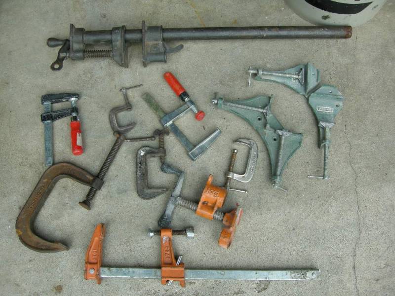 lot 62 image: Misc clamps