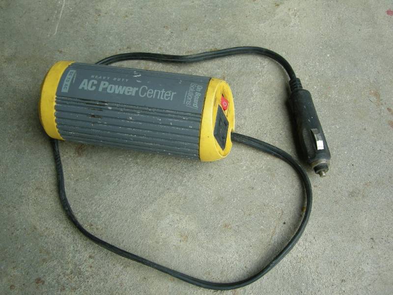 lot 73 image: Power converter