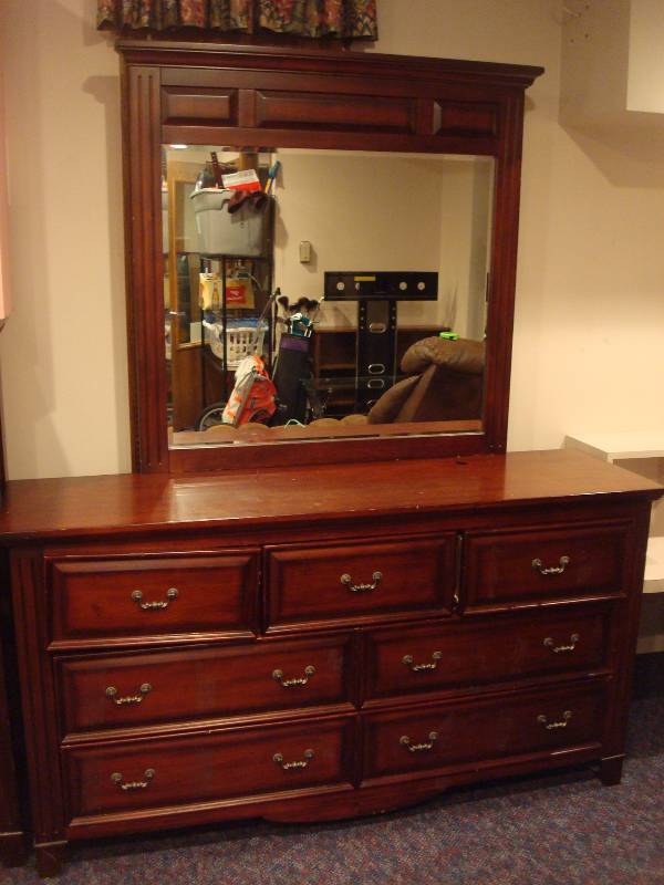 lot 12 image: Bedroom Dresser With Mirror, Used Some Wear, Very Solid
