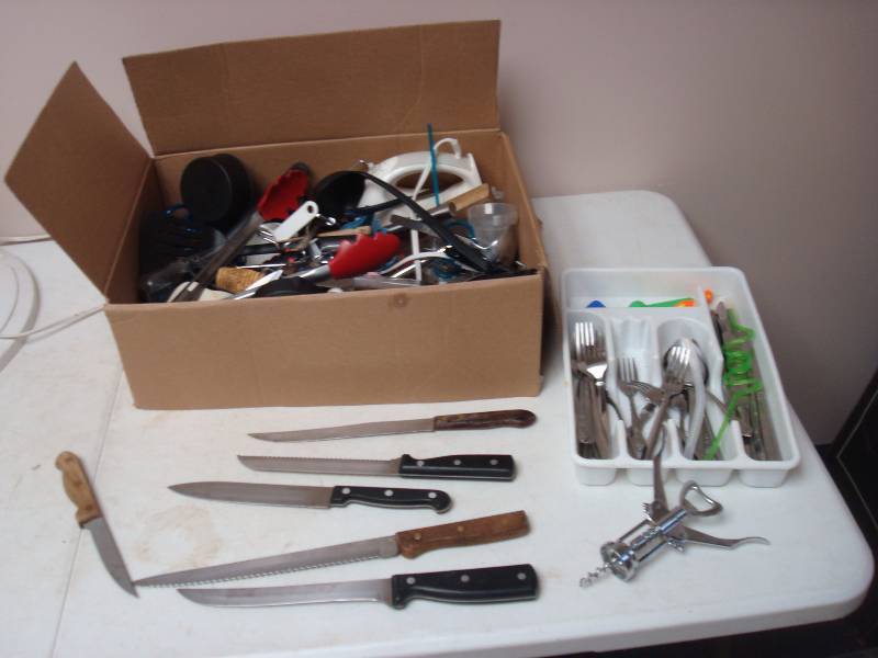 lot 100 image: Box Filled With Knives, Silverware