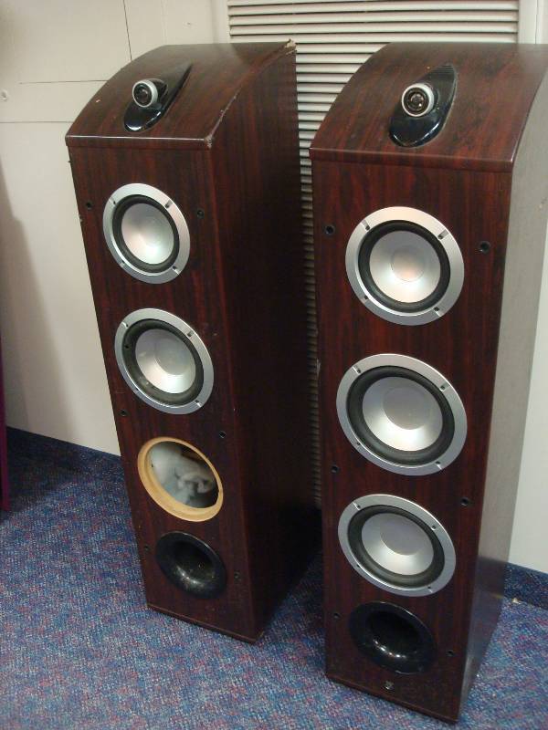 lot 116 image: Two Large Speakers, Broke, Sold For Parts